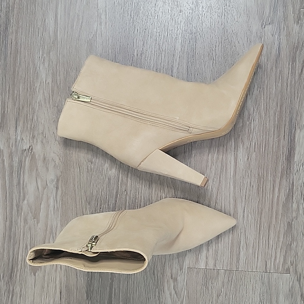 Vince Camuto Membidi Cone-Heel Leather Booties Tortilla Suede Tan Pointed Toe 7